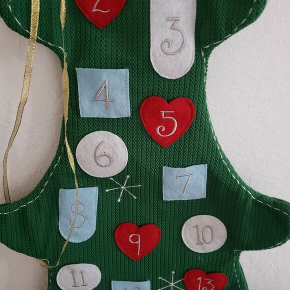 Christmas Tree 47" Large Advent Calendar Fabric Cloth with Star Insert - Picture 3 of 4